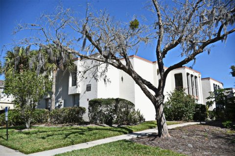Condo in Altamonte Springs, Florida, 1 bedroom  № 1522267 - photo 1