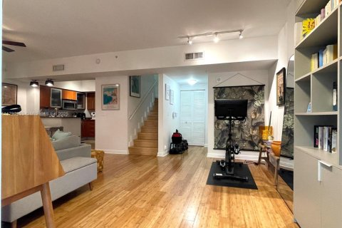 Condo in Coral Gables, Florida, 2 bedrooms  № 1656175 - photo 3