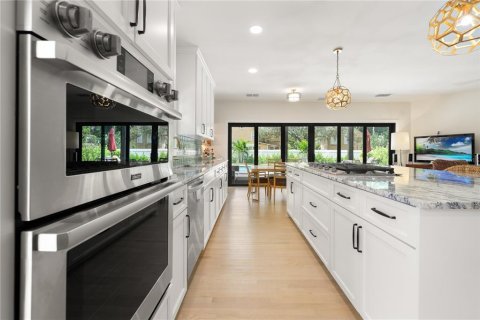 Casa en venta en Orlando, Florida, 4 dormitorios, 252.79 m2 № 2142269 - foto 16