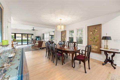 Casa en venta en Orlando, Florida, 4 dormitorios, 252.79 m2 № 2142269 - foto 11