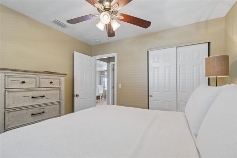 Immobilier commercial à vendre à Indian Rocks Beach, Floride: 551.1 m2 № 2124368 - photo 21