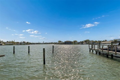 Immobilier commercial à vendre à Indian Rocks Beach, Floride: 551.1 m2 № 2124368 - photo 28