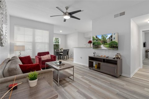 Copropriété à vendre à Tampa, Floride: 2 chambres, 106.47 m2 № 2093691 - photo 8