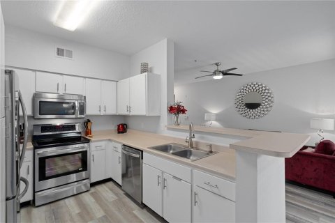 Copropriété à vendre à Tampa, Floride: 2 chambres, 106.47 m2 № 2093691 - photo 15