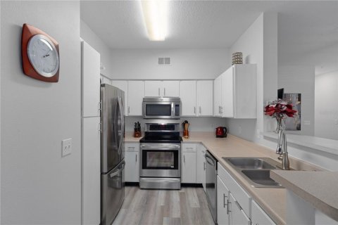 Copropriété à vendre à Tampa, Floride: 2 chambres, 106.47 m2 № 2093691 - photo 14