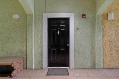 Copropriété à vendre à Tampa, Floride: 2 chambres, 106.47 m2 № 2093691 - photo 7