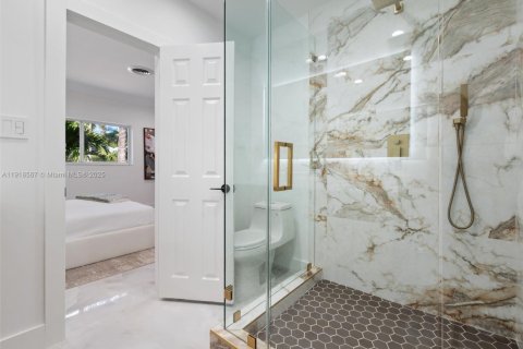 Villa ou maison à vendre à Fort Lauderdale, Floride: 4 chambres, 198.35 m2 № 1973236 - photo 9