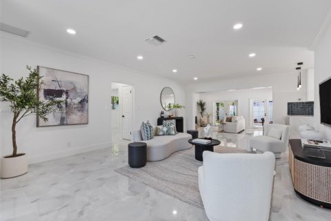Villa ou maison à vendre à Fort Lauderdale, Floride: 4 chambres, 198.35 m2 № 1973236 - photo 27