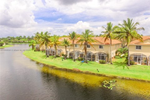Adosado en alquiler en Weston, Florida, 3 dormitorios, 134.06 m2 № 1921139 - foto 4