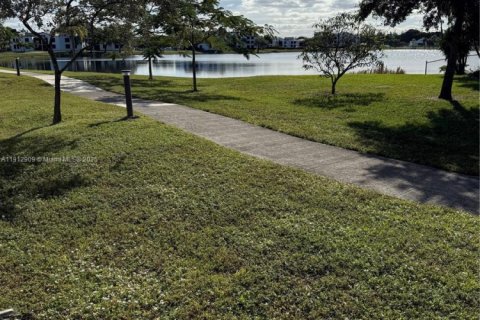 Condominio en venta en Delray Beach, Florida, 2 dormitorios, 95.04 m2 № 1969161 - foto 3