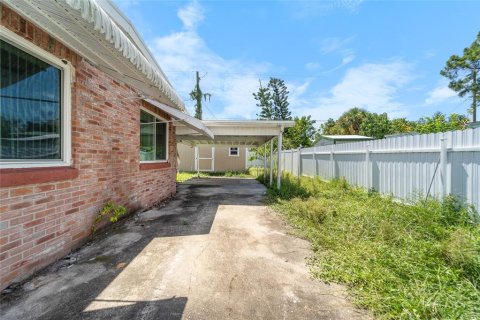 House in North Port, Florida 3 bedrooms, 79.06 sq.m. № 1870395 - photo 22