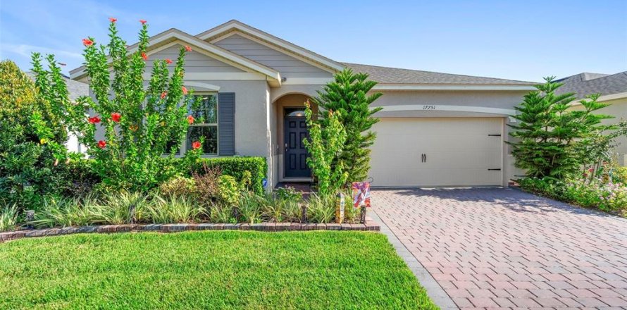 House in Clermont, Florida 2 bedrooms, 169.27 sq.m. № 1853210