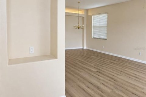 Villa ou maison à louer à Orlando, Floride: 3 chambres, 181.35 m2 № 2430543 - photo 5