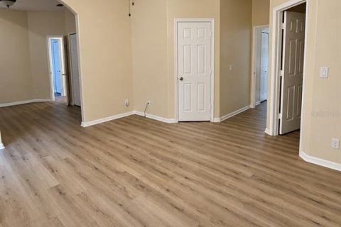 Villa ou maison à louer à Orlando, Floride: 3 chambres, 181.35 m2 № 2430543 - photo 18