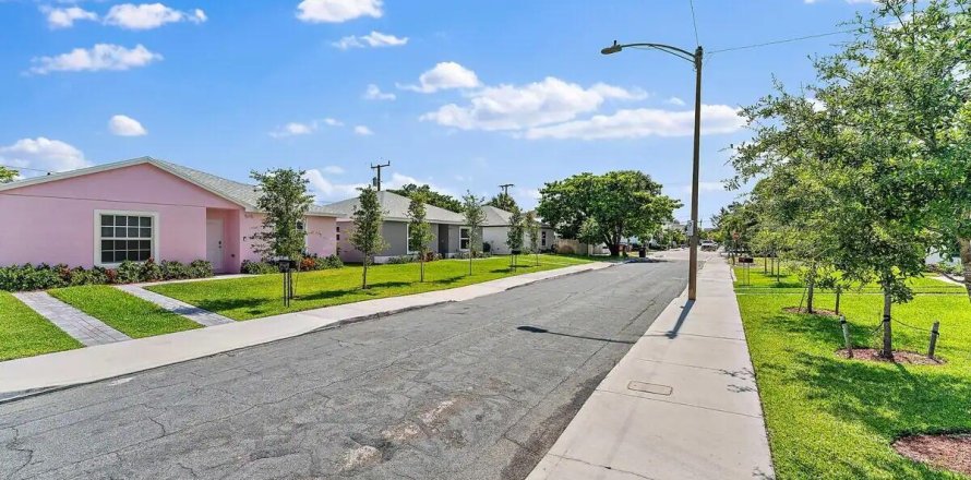 Casa en West Palm Beach, Florida 3 dormitorios, 116.13 m2 № 1182262