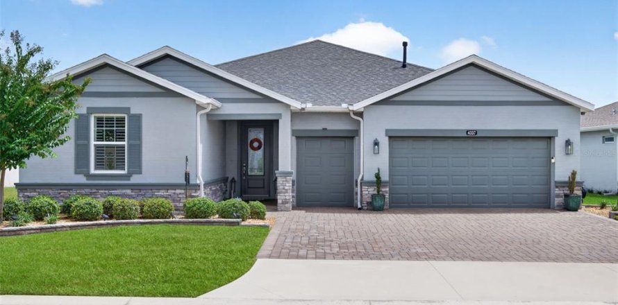 House in OCALA PRESERVE in Ocala, Florida 3 bedrooms, 219.25 sq.m. № 2355021