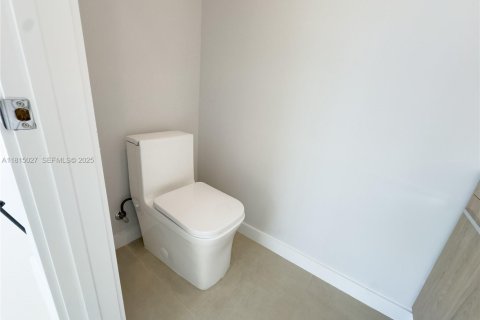 House in Key Largo, Florida 3 bedrooms № 2037954 - photo 18