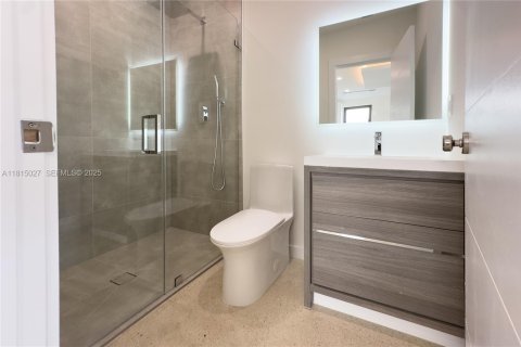 House in Key Largo, Florida 3 bedrooms № 2037954 - photo 19