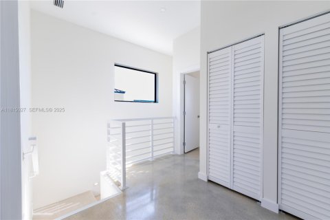 House in Key Largo, Florida 3 bedrooms № 2037954 - photo 13