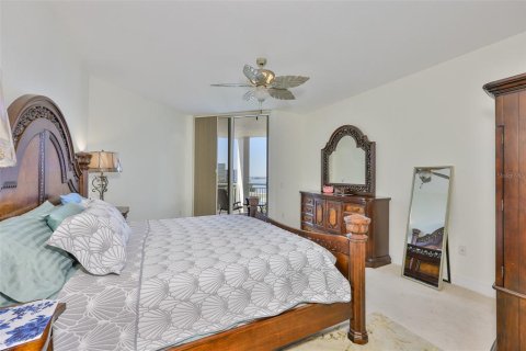 Condominio en venta en Clearwater, Florida, 2 dormitorios, 163.97 m2 № 1906604 - foto 12