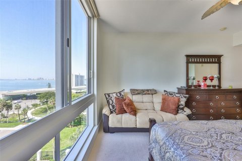 Condominio en venta en Clearwater, Florida, 2 dormitorios, 163.97 m2 № 1906604 - foto 18