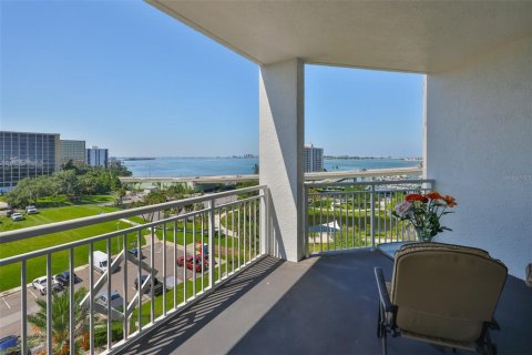 Condominio en venta en Clearwater, Florida, 2 dormitorios, 163.97 m2 № 1906604 - foto 8