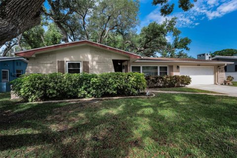 Villa ou maison à vendre à Clearwater, Floride: 3 chambres, 170.57 m2 № 2113028 - photo 4