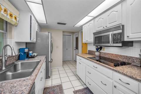 Villa ou maison à vendre à Clearwater, Floride: 3 chambres, 170.57 m2 № 2113028 - photo 13