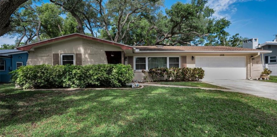 Villa ou maison à Clearwater, Floride 3 chambres, 170.57 m2 № 2113028