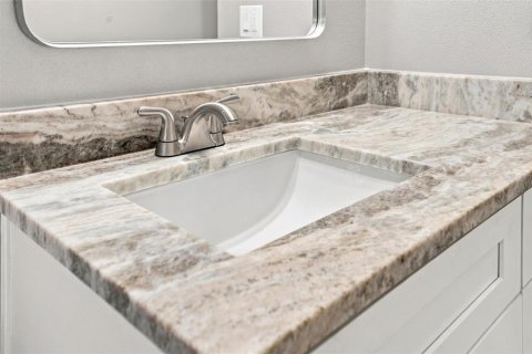 Villa ou maison à vendre à Sarasota, Floride: 3 chambres, 113.81 m2 № 2408744 - photo 27