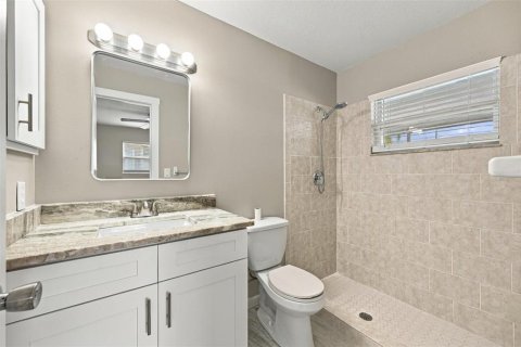 Villa ou maison à vendre à Sarasota, Floride: 3 chambres, 113.81 m2 № 2408744 - photo 30