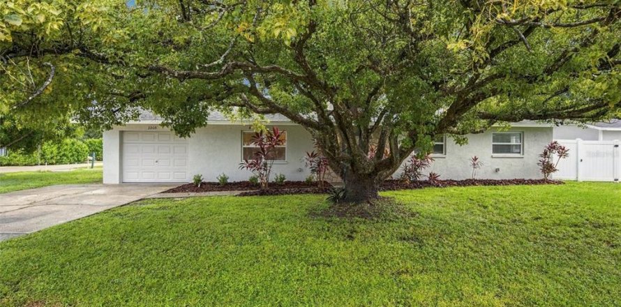 Villa ou maison à Sarasota, Floride 3 chambres, 113.81 m2 № 2408744