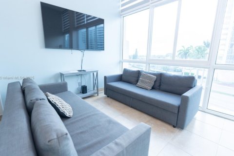 Купить кондоминиум в Майами-Бич, Флорида 1 спальня, 53.88м2, № 1961708 - фото 18