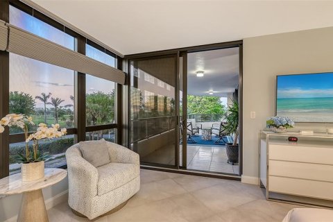 Copropriété à vendre à Longboat Key, Floride: 3 chambres, 220.64 m2 № 1525778 - photo 28