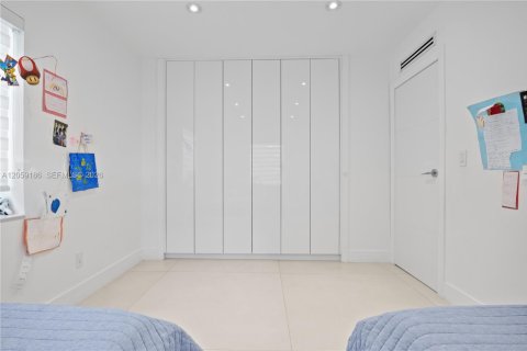 Villa ou maison à louer à Key Biscayne, Floride: 4 chambres, 204.01 m2 № 2169479 - photo 20
