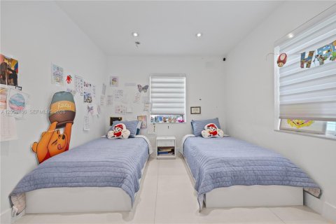 Villa ou maison à louer à Key Biscayne, Floride: 4 chambres, 204.01 m2 № 2169479 - photo 15