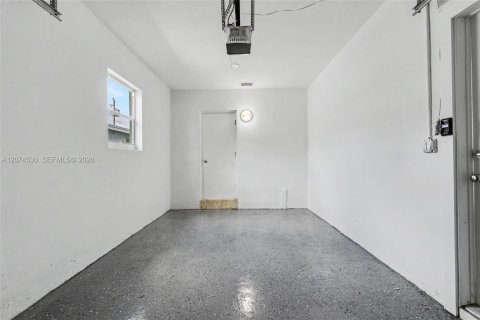 Casa en venta en Hollywood, Florida, 4 dormitorios, 218.51 m2 № 2312147 - foto 30
