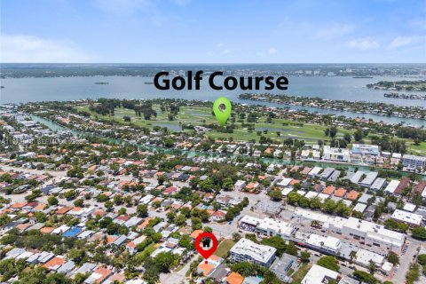 Casa en venta en Miami Beach, Florida, 4 dormitorios, 163.51 m2 № 2040360 - foto 11