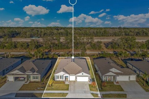 House in Ormond Beach, Florida 4 bedrooms, 258.92 sq.m. № 2097936 - photo 3