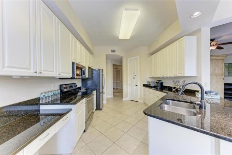 Copropriété à louer à Punta Gorda, Floride: 3 chambres, 177.91 m2 № 2099202 - photo 13