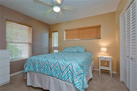Casa en alquiler en Gulfport, Florida, 3 dormitorios, 130.99 m2 № 522957 - foto 8