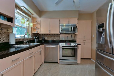 Casa en alquiler en Gulfport, Florida, 3 dormitorios, 130.99 m2 № 522957 - foto 25