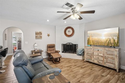 Villa ou maison à vendre à Hudson, Floride: 4 chambres, 167.6 m2 № 2342268 - photo 3