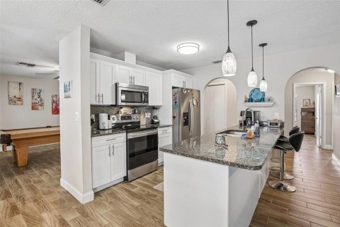 Villa ou maison à vendre à Hudson, Floride: 4 chambres, 167.6 m2 № 2342268 - photo 8