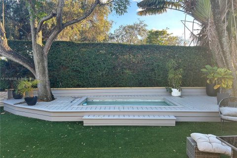 Casa en alquiler en Miami, Florida, 3 dormitorios, 136.47 m2 № 1972715 - foto 18