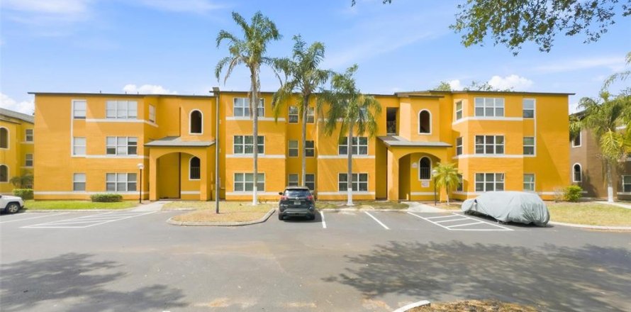 Condo in Orlando, Florida, 2 bedrooms  № 2213222