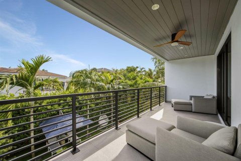 Townhouse in Fort Lauderdale, Florida 4 bedrooms, 256.78 sq.m. № 2387771 - photo 28