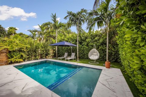 Townhouse in Fort Lauderdale, Florida 4 bedrooms, 256.78 sq.m. № 2387771 - photo 16