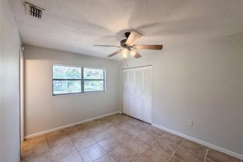 Casa en venta en Winter Haven, Florida, 3 dormitorios, 94.67 m2 № 2227349 - foto 9