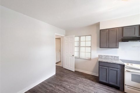 Casa en venta en Winter Haven, Florida, 3 dormitorios, 94.67 m2 № 2227349 - foto 6